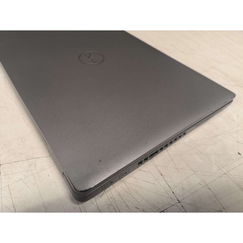 Dell Latitude 5520 - Core i5 11th Gen - 16GB - 256GB SSD - Windows 11